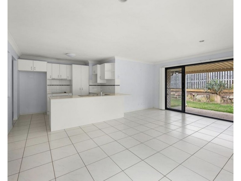 12 Julia Street, Brassall QLD 4305