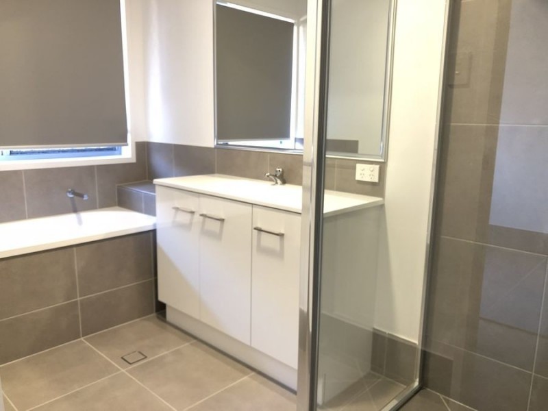 12 Morrow St, Collingwood Park QLD 4301