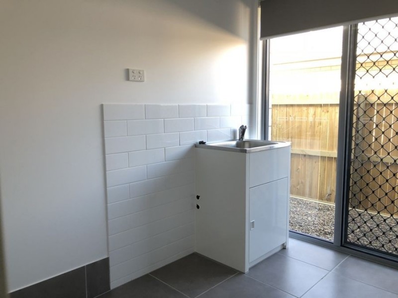 12 Morrow St, Collingwood Park QLD 4301