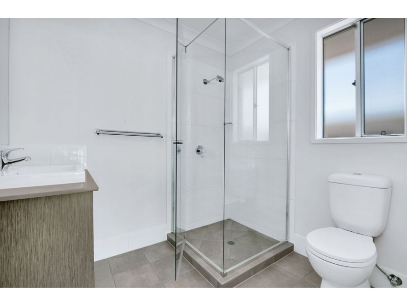 14 Cassidy Crs, Bridgeman Downs QLD 4035