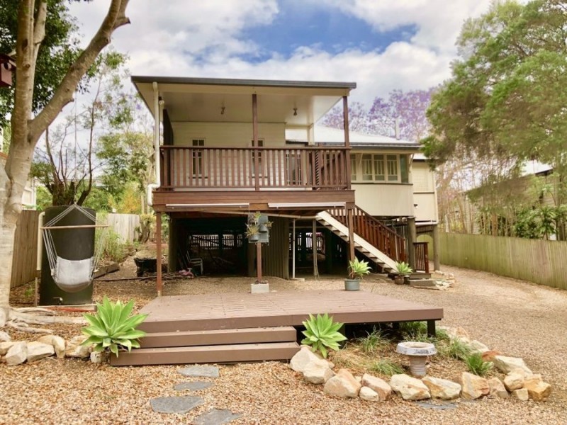 6 Cintra St, Eastern Heights QLD 4305