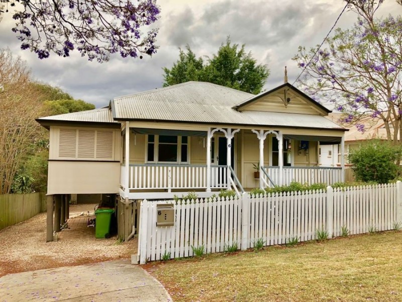 6 Cintra St, Eastern Heights QLD 4305