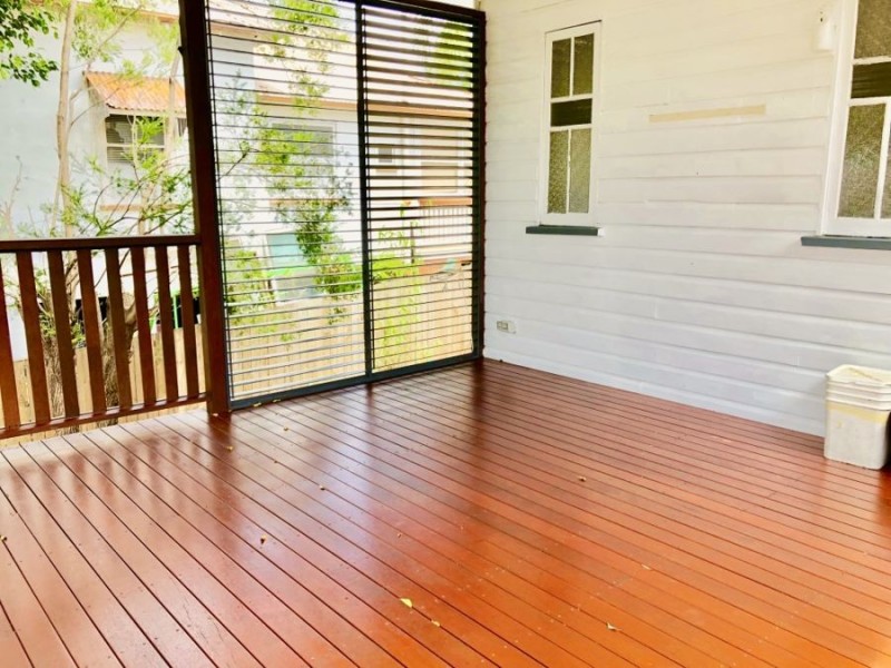 6 Cintra St, Eastern Heights QLD 4305