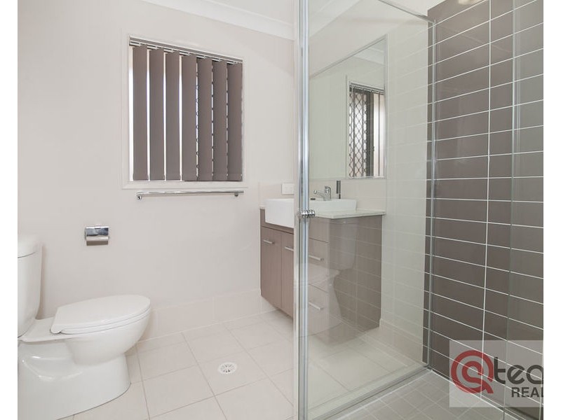 2/23 Siemons St, One Mile QLD 4305