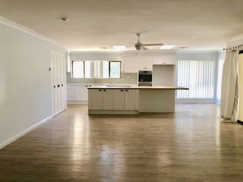 68 College Rd, Karana Downs QLD 4306