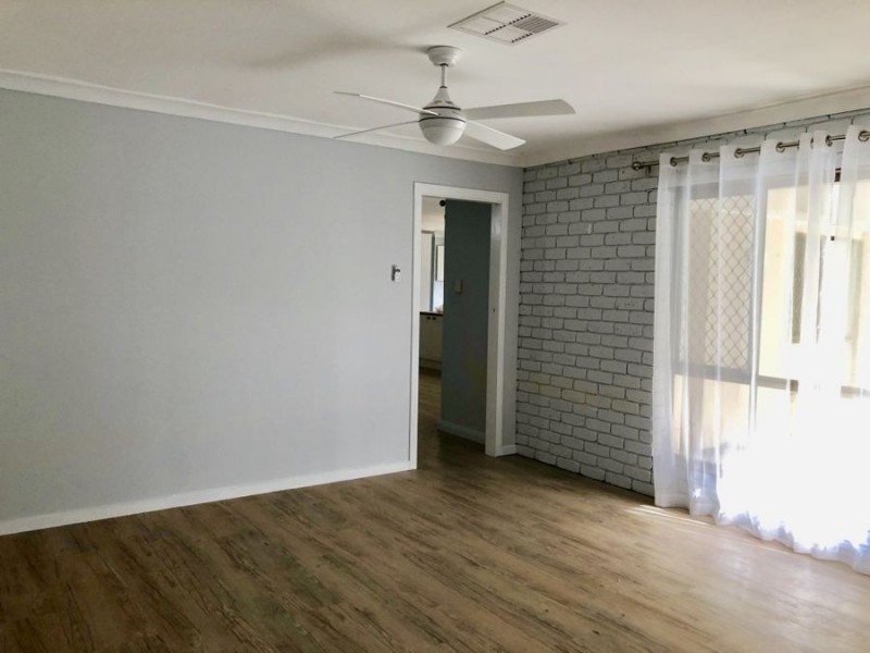 68 College Rd, Karana Downs QLD 4306