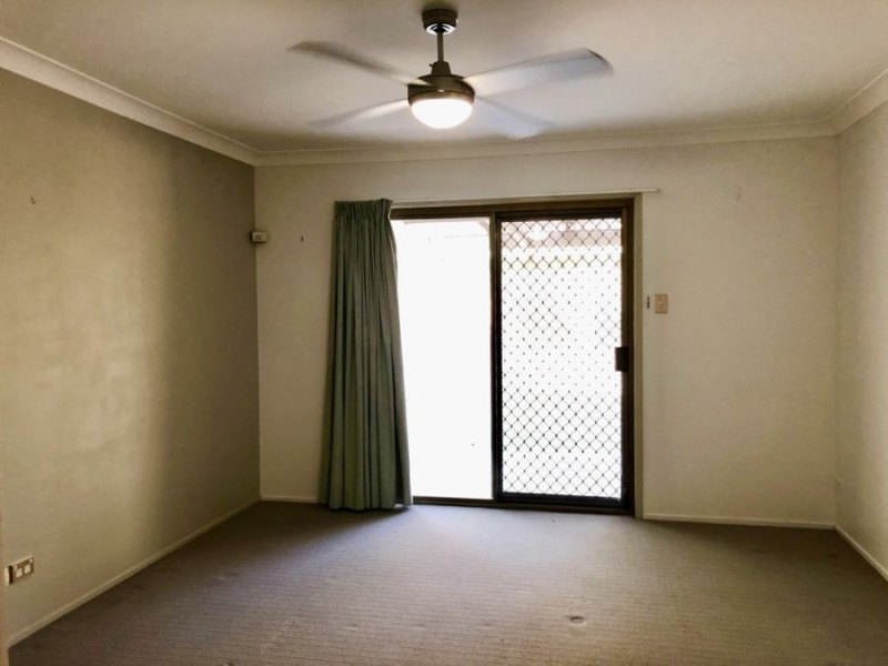 68 College Rd, Karana Downs QLD 4306