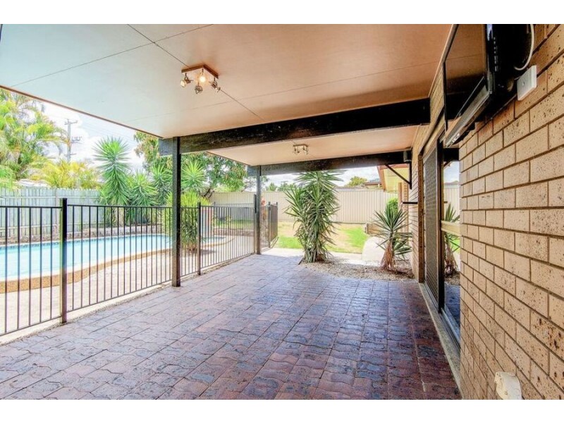 39 Sunshine Crescent, Brassall QLD 4305