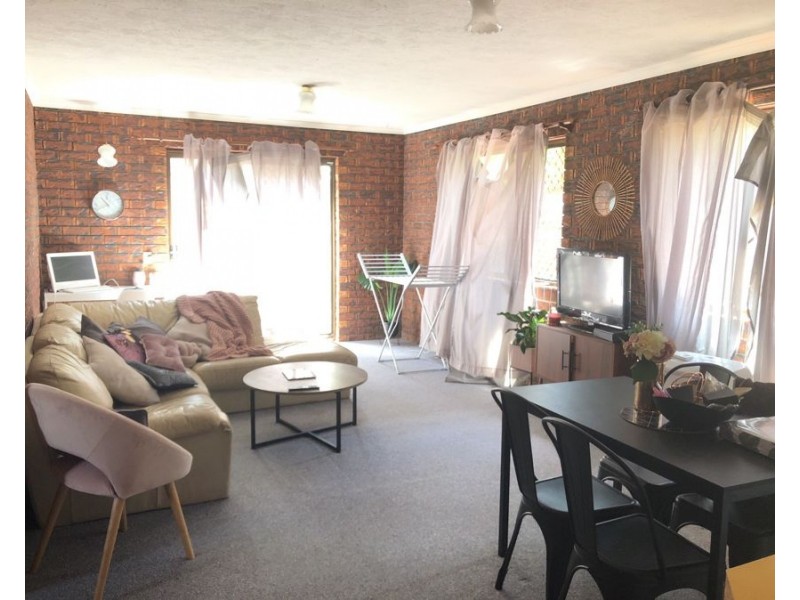 2/12 Dinmore St, Dinmore QLD 4303