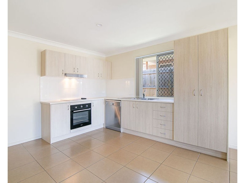 1/18 Surprize Ave, Brassall QLD 4305