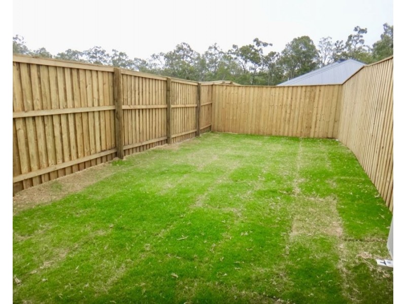 1/18 Surprize Ave, Brassall QLD 4305