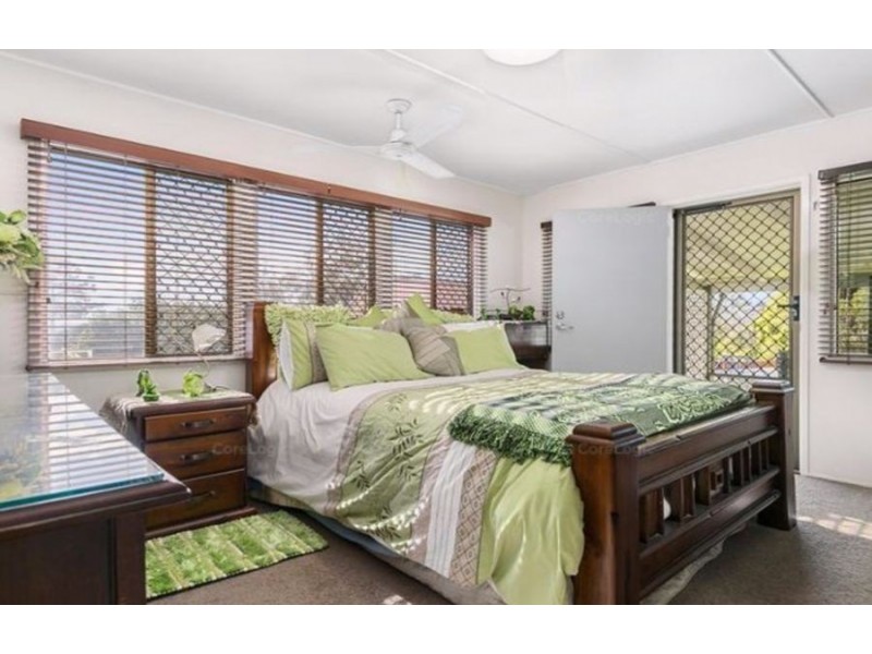42 Queen st, Goodna QLD 4300