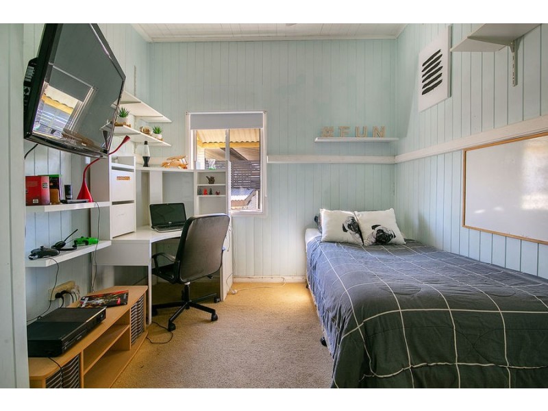 34 Charlotte Street, Basin Pocket QLD 4305