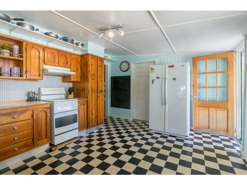 34 Charlotte Street, Basin Pocket QLD 4305