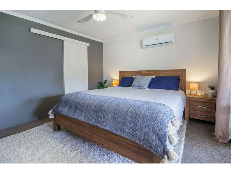 2 Sandhurst Place, Brassall QLD 4305