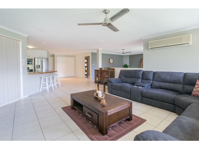 2 Sandhurst Place, Brassall QLD 4305