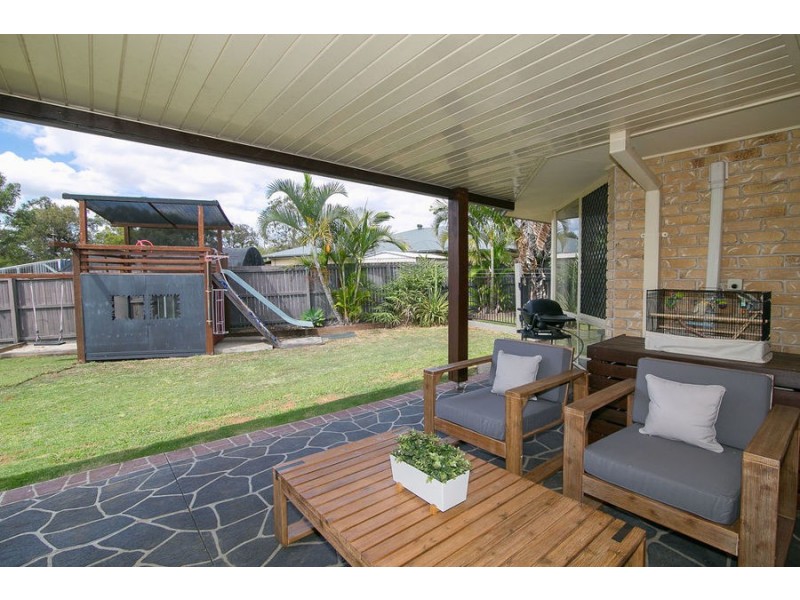 2 Sandhurst Place, Brassall QLD 4305