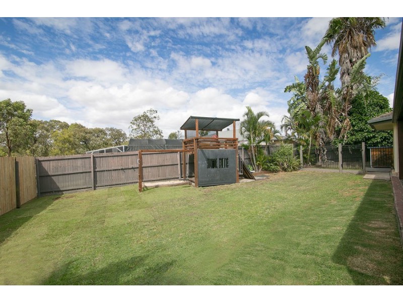 2 Sandhurst Place, Brassall QLD 4305