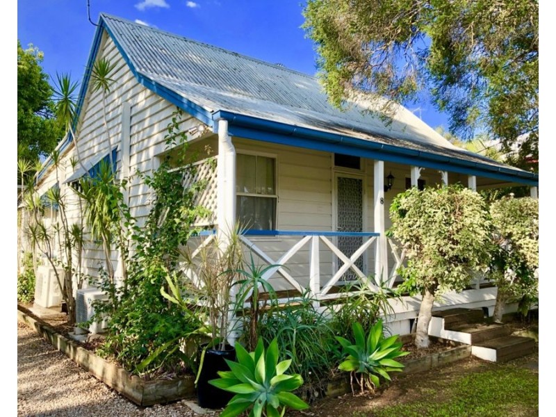8 Canning St, North Ipswich QLD 4305