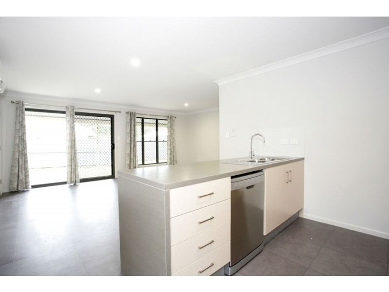 20A Thompson St, Silkstone QLD 4304