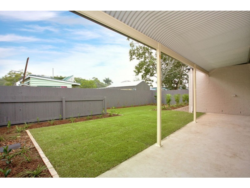 20A Thompson St, Silkstone QLD 4304