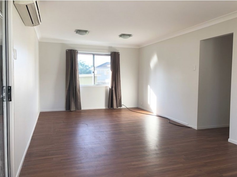 11 Maenporth St, Leichhardt QLD 4305