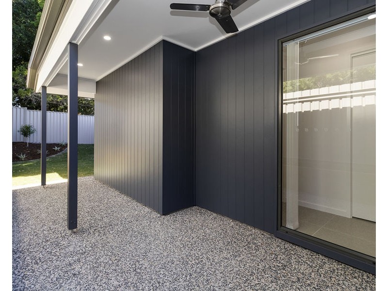 1/301 Whitehill Rd, Flinders View QLD 4305