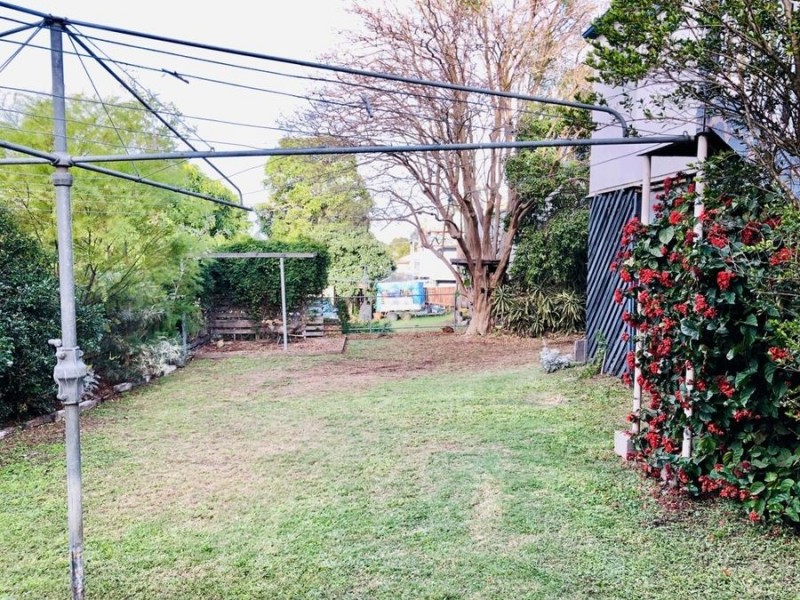 23 Canning St, North Ipswich QLD 4305