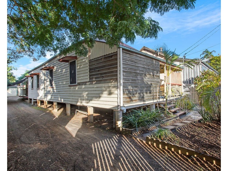 87 Downs Street, North Ipswich QLD 4305