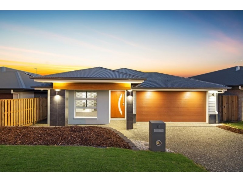 11 Kalbarri Lane, South Ripley QLD 4306