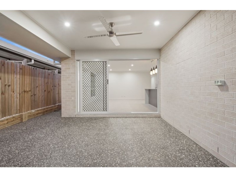11 Kalbarri Lane, South Ripley QLD 4306