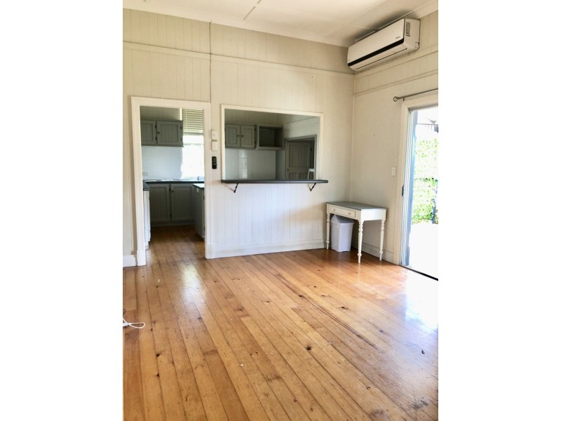14 Delacy St, North Ipswich QLD 4305