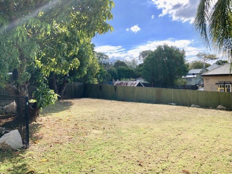14 Delacy St, North Ipswich QLD 4305