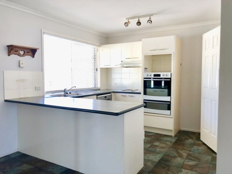 6 Bernadette Crescent, Rosewood QLD 4340