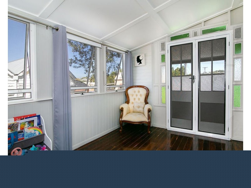 5 Northcote Street, East Ipswich QLD 4305