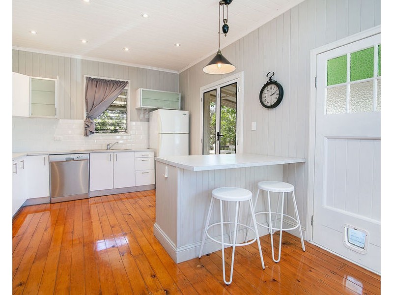 5 Northcote Street, East Ipswich QLD 4305