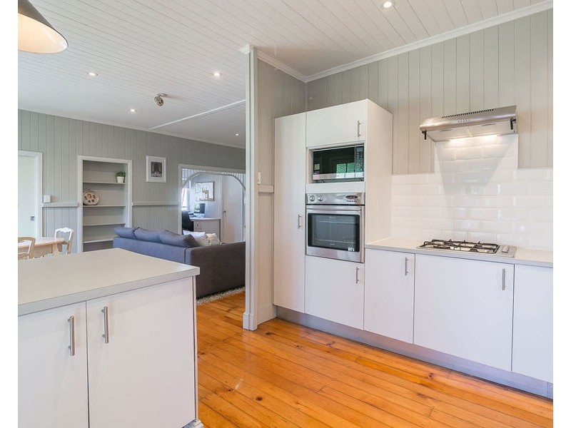 5 Northcote Street, East Ipswich QLD 4305