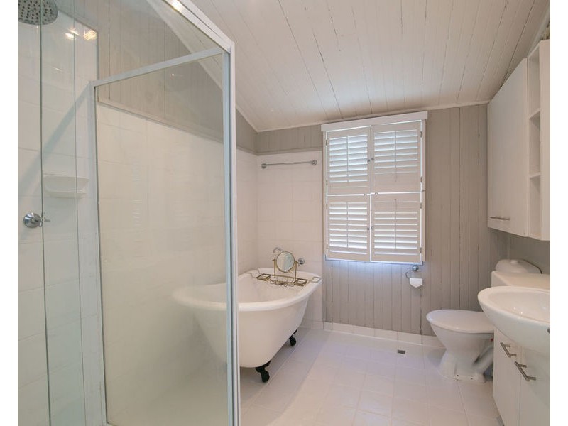 5 Northcote Street, East Ipswich QLD 4305