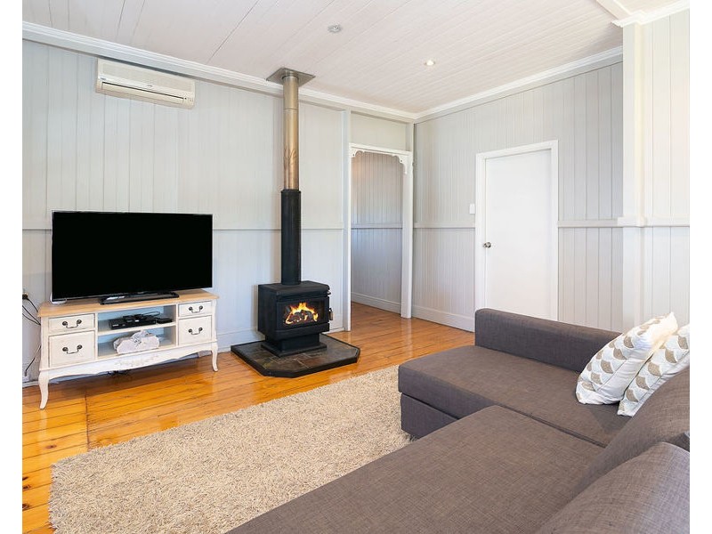 5 Northcote Street, East Ipswich QLD 4305