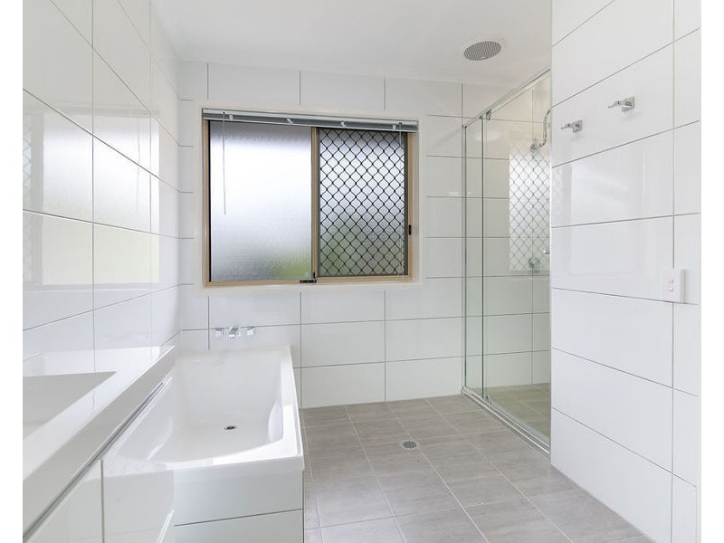 3 Beatrice Tallon Ct, North Ipswich QLD 4305