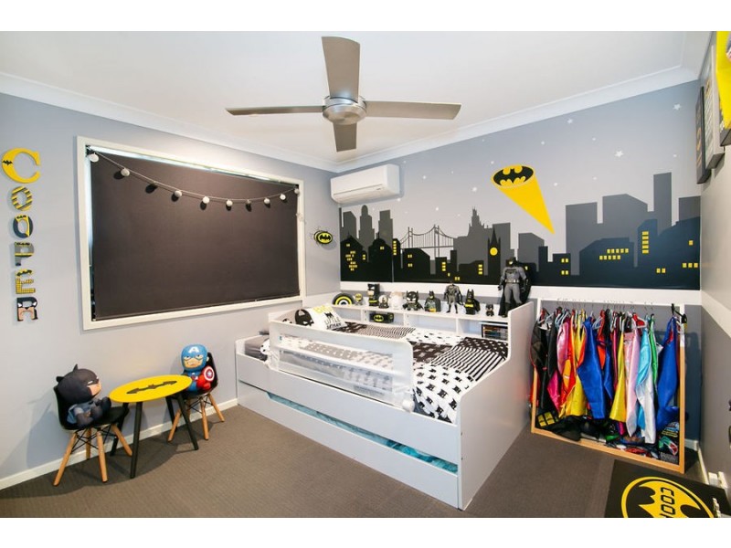 6 Homestead Place, Brassall QLD 4305