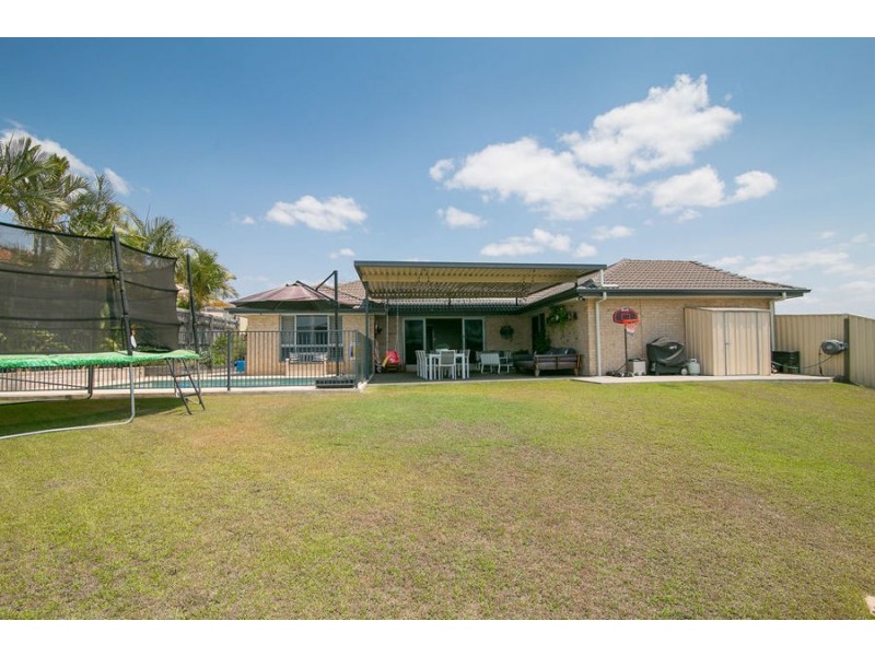 6 Homestead Place, Brassall QLD 4305