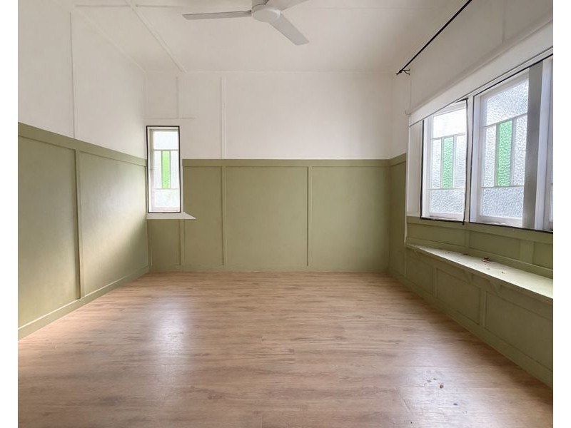 43 Holdsworth Rd, North Ipswich QLD 4305