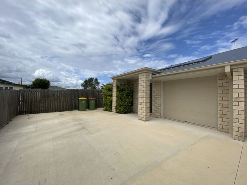 1/3 Edward Street, One Mile QLD 4305