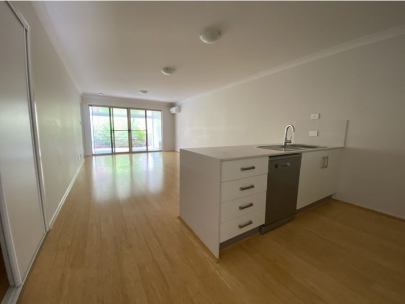 1/3 Edward Street, One Mile QLD 4305