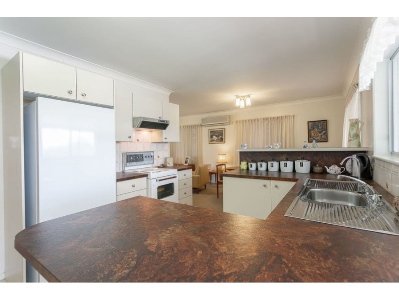 15 Warrawong Street, Eastern Heights QLD 4305