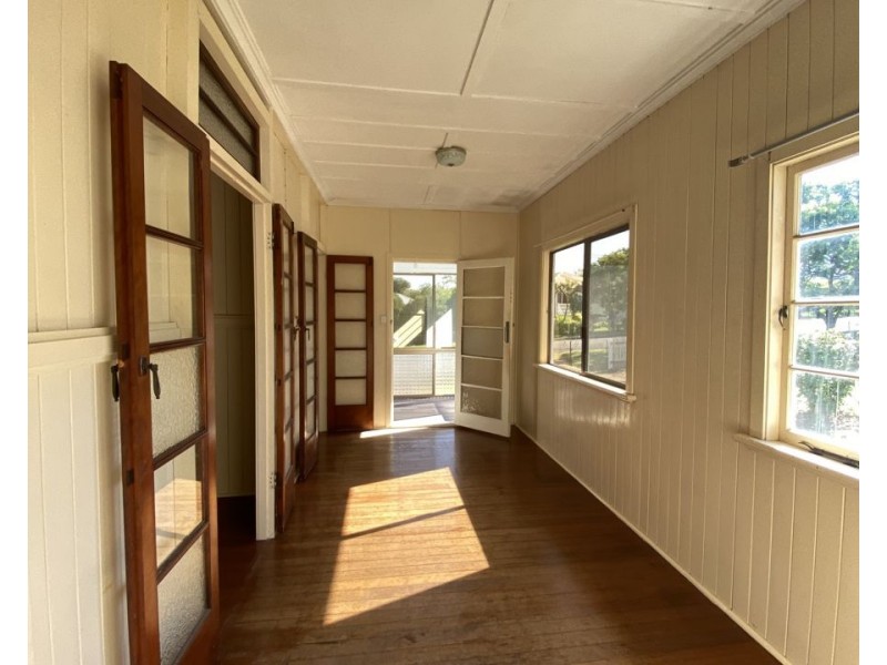 10 Wall Street, Bundamba QLD 4304