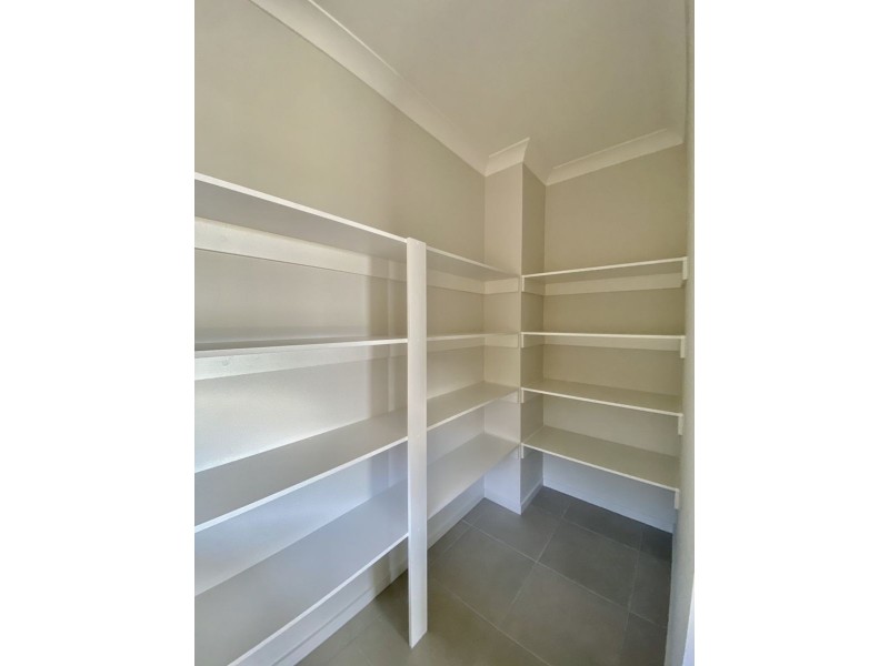 64 Watheroo Street, South Ripley QLD 4306