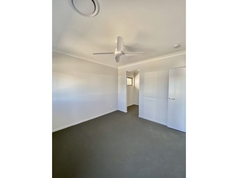 64 Watheroo Street, South Ripley QLD 4306