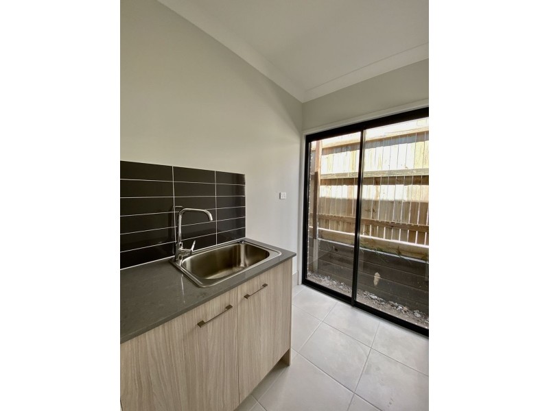 64 Watheroo Street, South Ripley QLD 4306